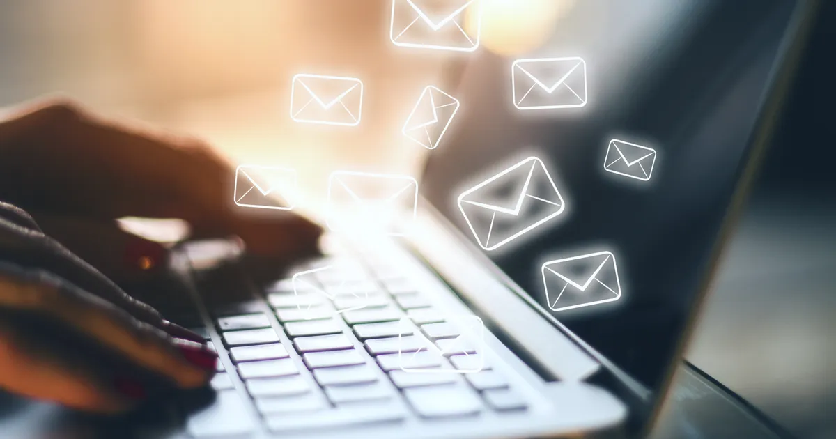 Serienbriefe und Massenmails für Bildungsinstitutionen personalisieren