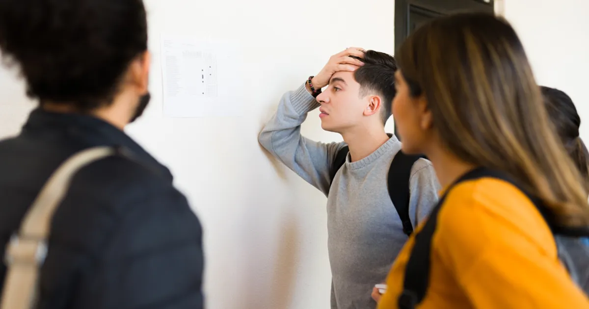 Terminkonflikte im Stundenplan früh erkennen
